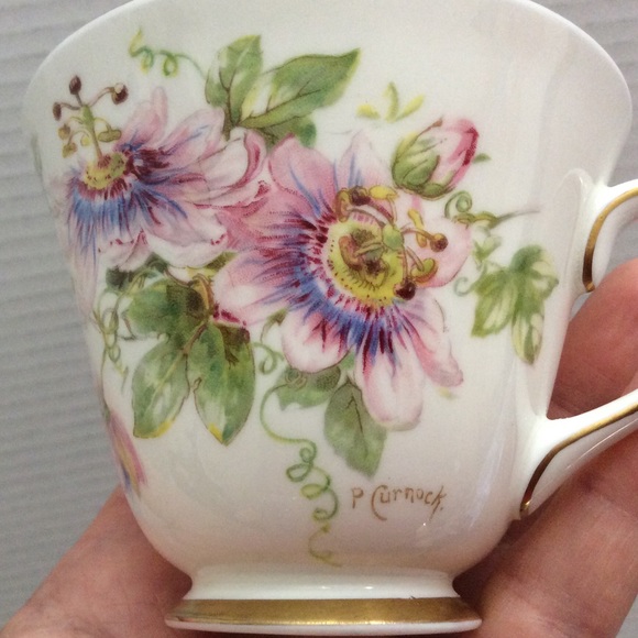 Vintage Royal Doulton Passion Flower teacup set - Picture 7 of 12